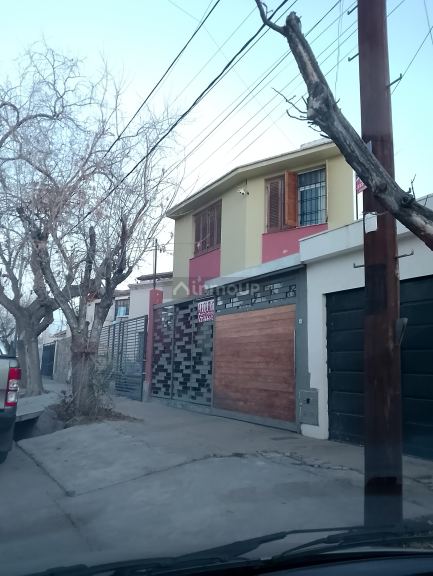 Casa en Alquiler en Godoy Cruz, Mendoza