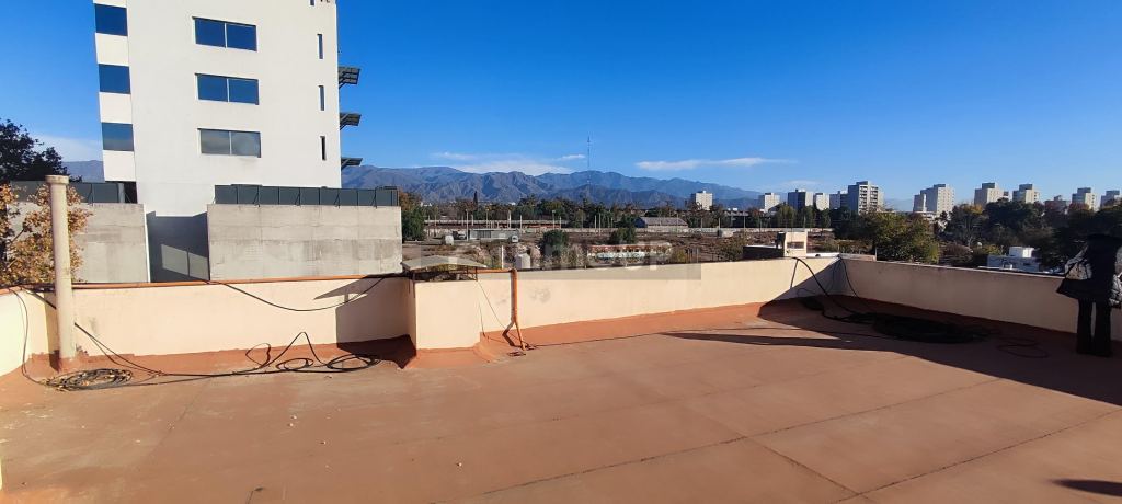 Edificio en Venta en Capital, Mendoza