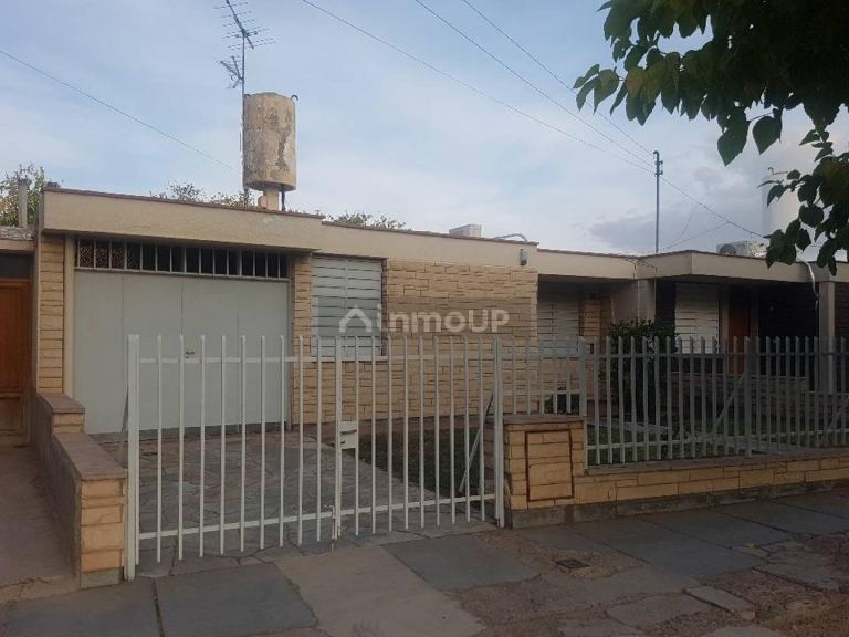 Casa en Venta en Maipu, Mendoza