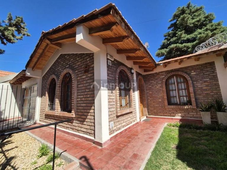 Casa en Alquiler en Capital, Mendoza