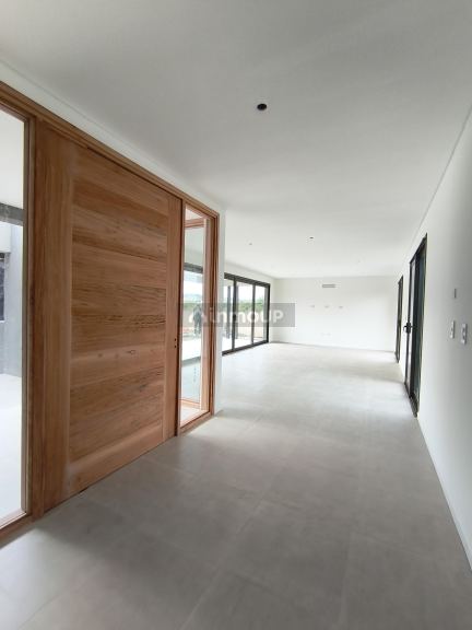 Casa en Venta en Juana Koslay, San Luis