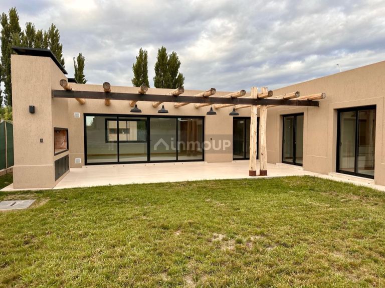 Casa en Venta en Lujan de Cuyo, Mendoza