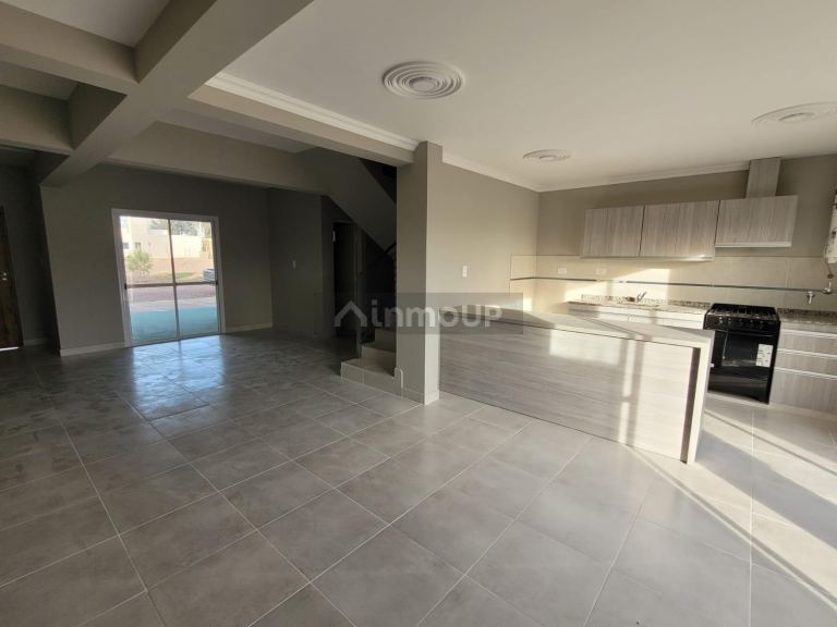 Departamento en Alquiler en Maipu, Mendoza