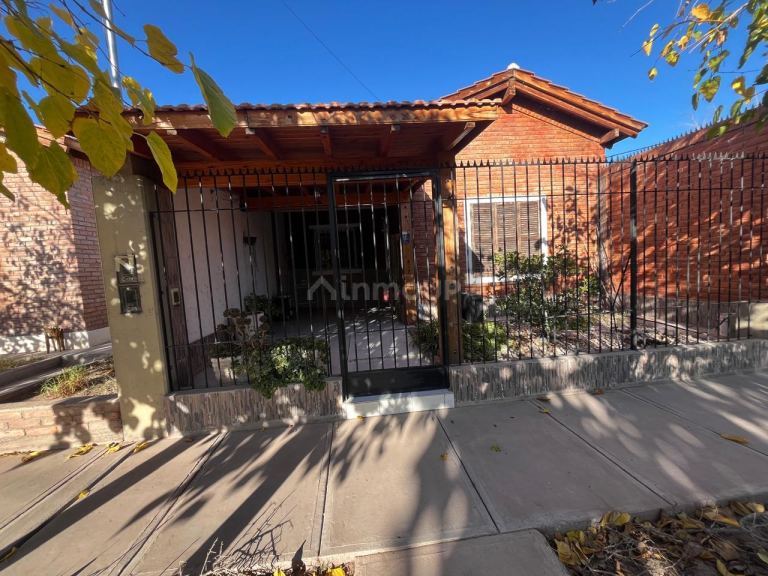 Casa en Venta en Guaymallen, Mendoza