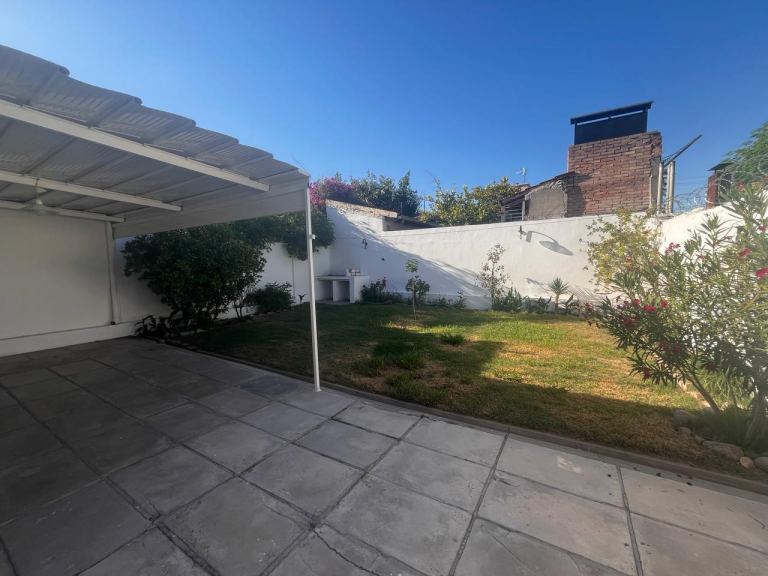 Casa en Alquiler en Godoy Cruz, Mendoza