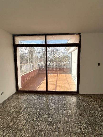 Galpon en Alquiler en Godoy Cruz, Mendoza