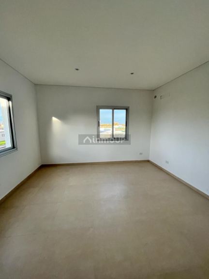 Casa en Alquiler en Maipu, Mendoza