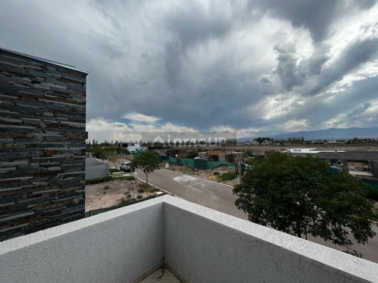 Casa en Alquiler en Maipu, Mendoza