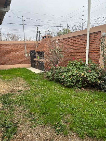 Casa en Venta en Godoy Cruz, Mendoza - USD 115.000 | Inmoup - 25