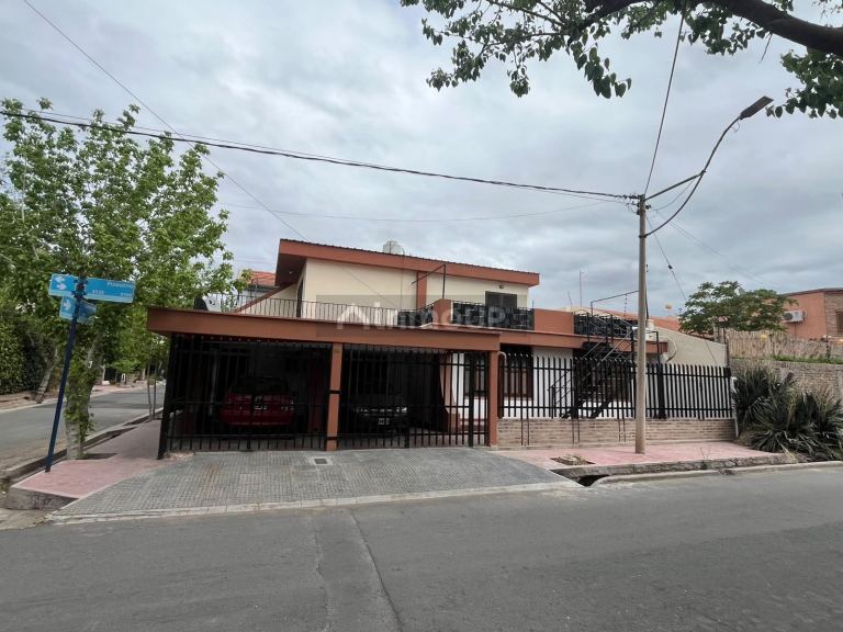 Guaymallen PIZURNO N° 5115 BARRIO LA FLORESTA