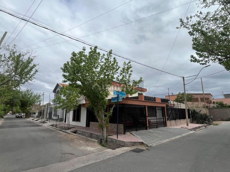 Guaymallen PIZURNO N° 5115 BARRIO LA FLORESTA