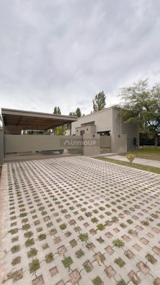 Casa en Alquiler en Maipu, Mendoza