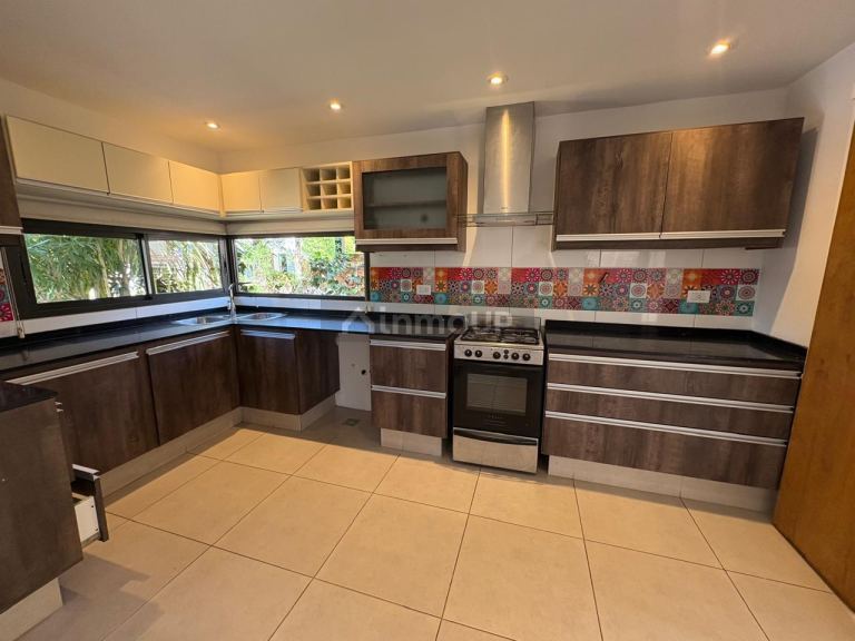 Casa en Alquiler en Maipu, Mendoza