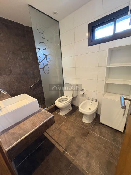 Casa en Alquiler en Maipu, Mendoza