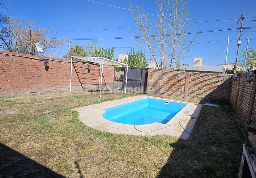 Casa en Venta en Guaymallen, Mendoza