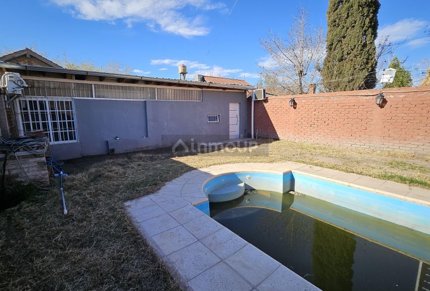 Casa en Venta en Guaymallen, Mendoza