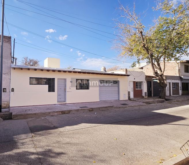 Casa en Venta en Guaymallen, Mendoza