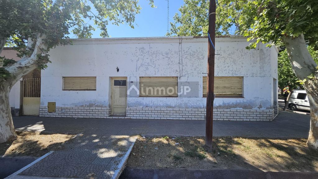 Casa en Venta en Santa Rosa, Mendoza