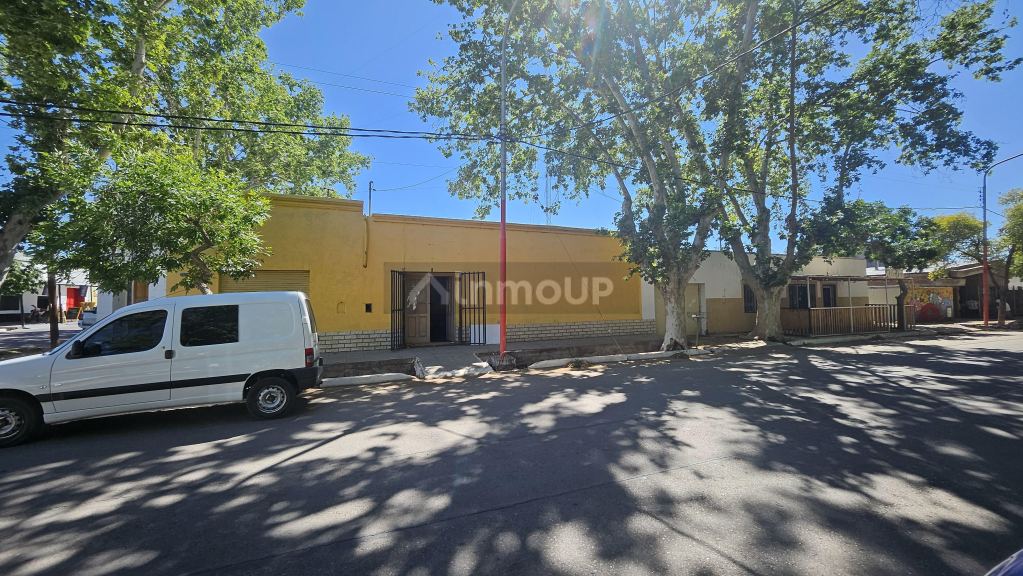 Casa en Venta en Santa Rosa, Mendoza