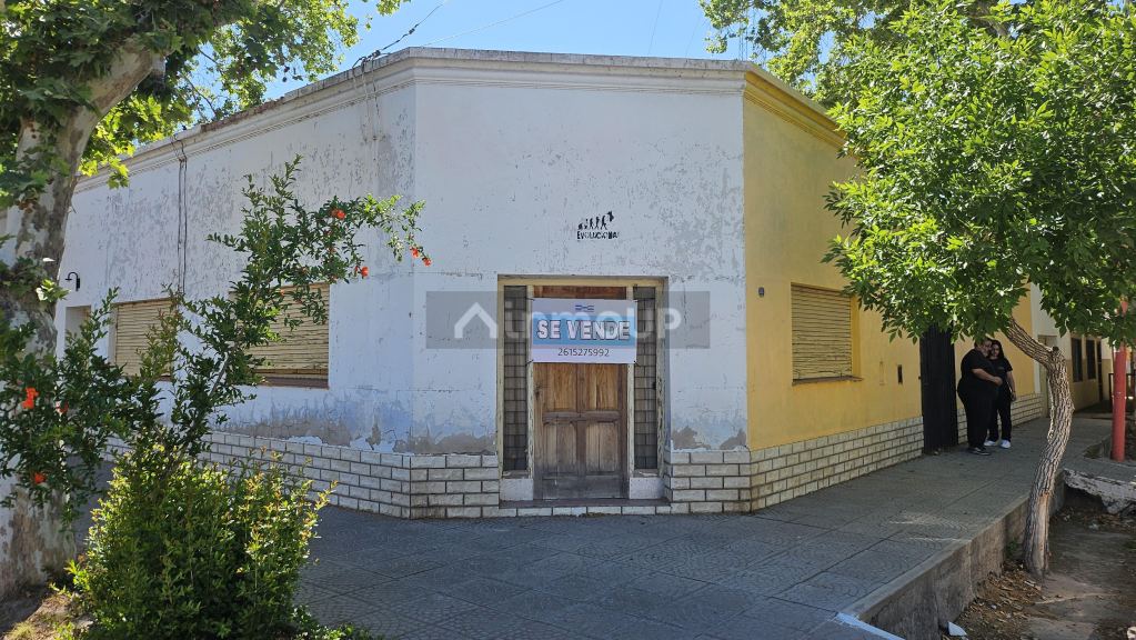 Casa en Venta en Santa Rosa, Mendoza