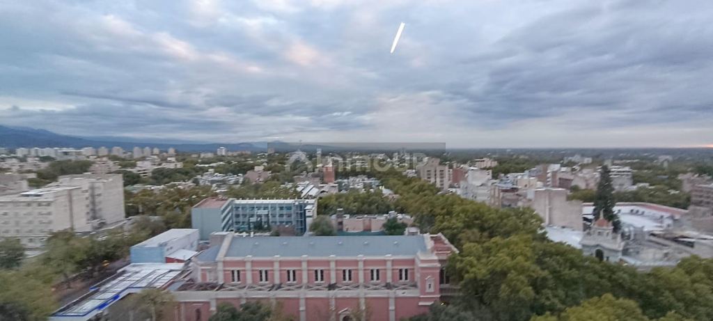 Oficina en Venta en Capital, Mendoza