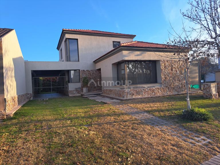 Casa en Venta en Maipu, Mendoza