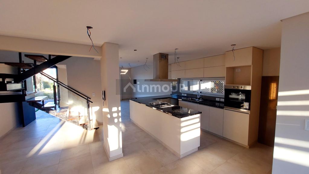Casa en Venta en Maipu, Mendoza