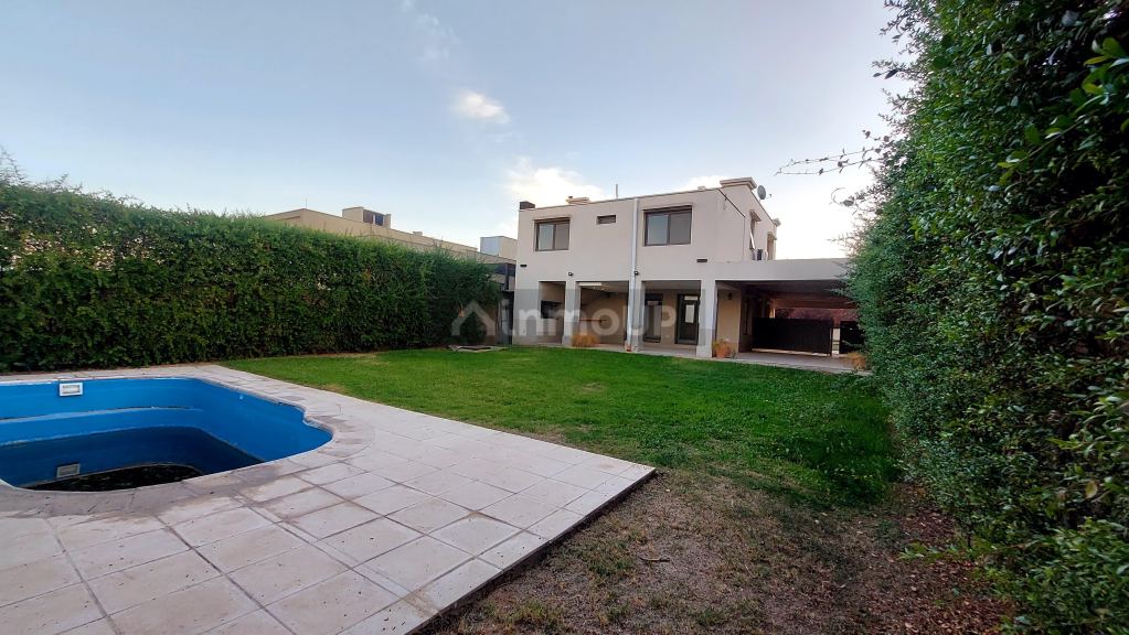 Casa en Venta en Las Heras, Mendoza