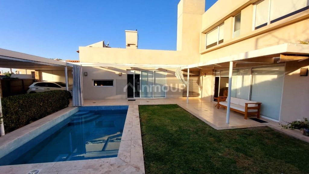 Casa en Venta en Godoy Cruz, Mendoza