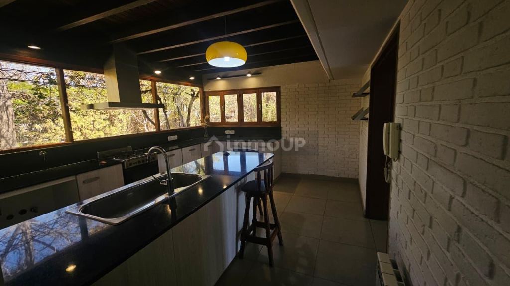Chalet en Alquiler en Lujan de Cuyo, Mendoza