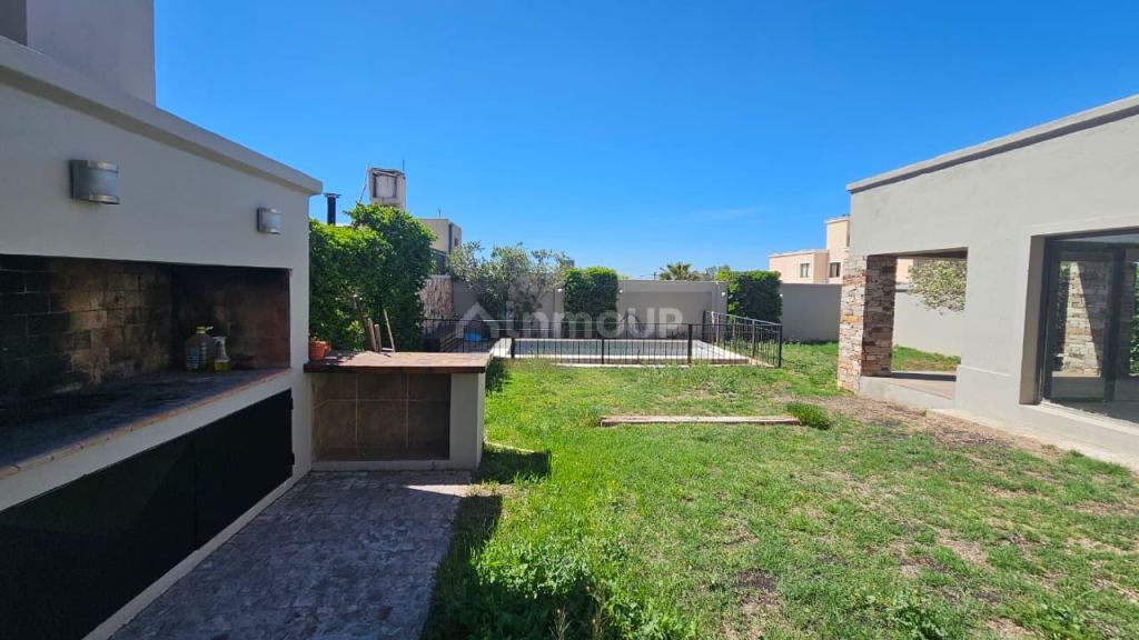 Casa en Venta en Las Heras, Mendoza