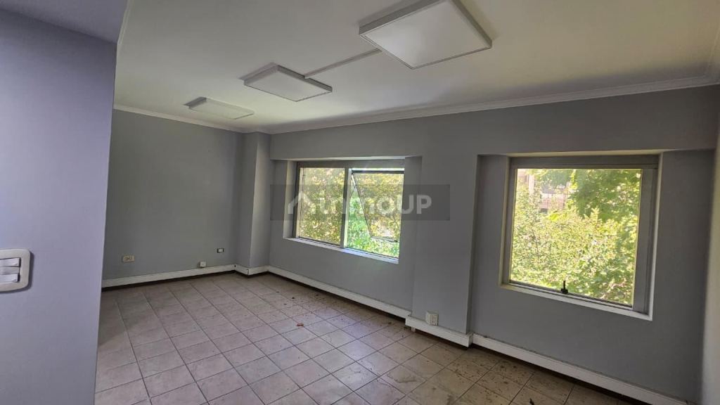 Oficina en Venta en Capital, Mendoza