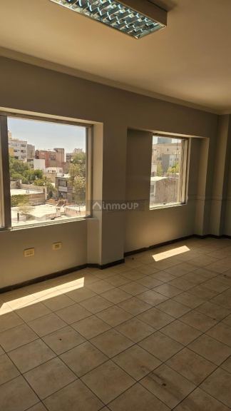 Oficina en Venta en Capital, Mendoza