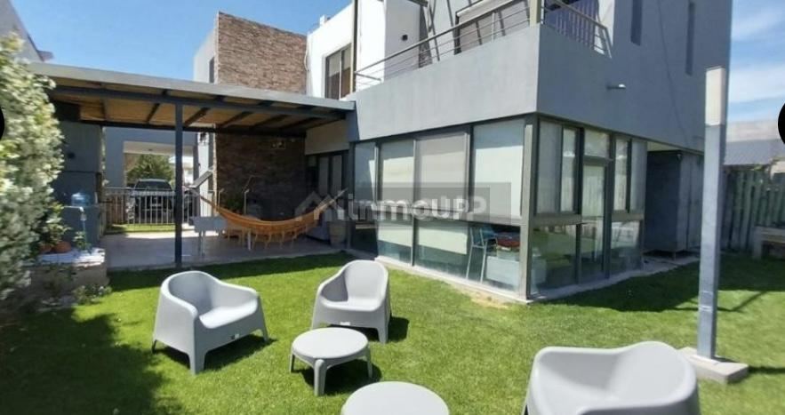 Casa en Venta en Maipu, Mendoza