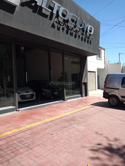 Local Comercial en Alquiler en Godoy Cruz, Mendoza
