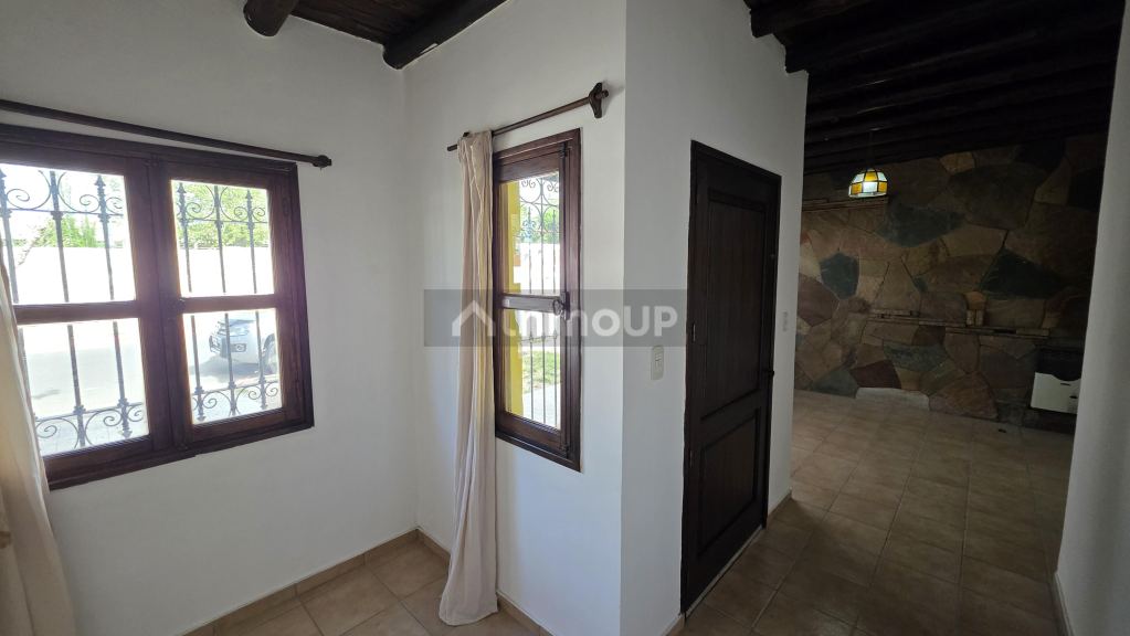 Casa en Alquiler en Maipu, Mendoza