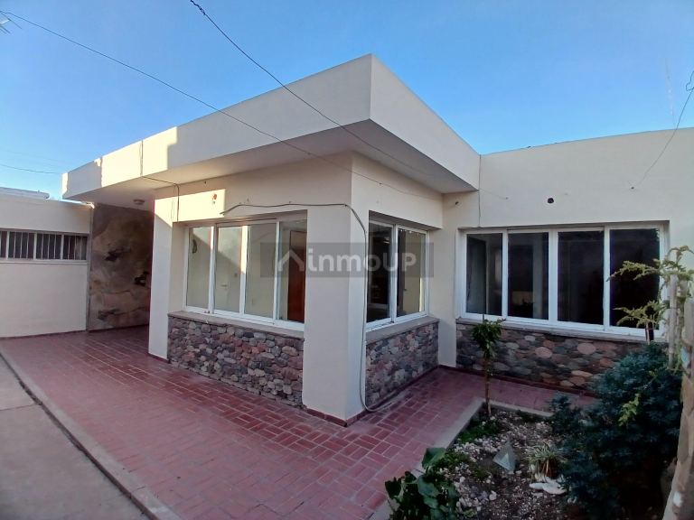 Casa en Alquiler en Maipu, Mendoza