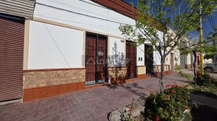 Maipu 20 de Junio 231