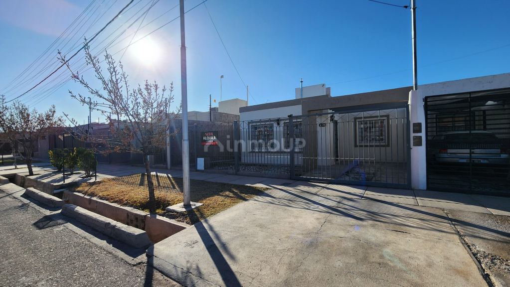 Casa en Alquiler en Maipu, Mendoza