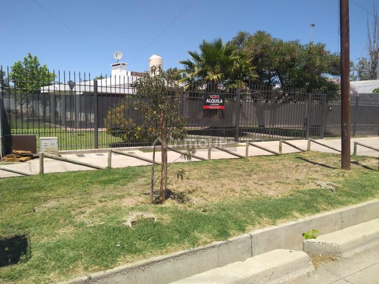 Casa en Alquiler en Maipu, Mendoza