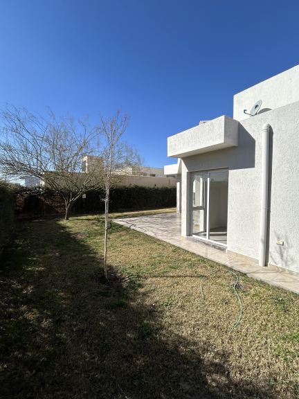 Casa en Alquiler en Maipu, Mendoza