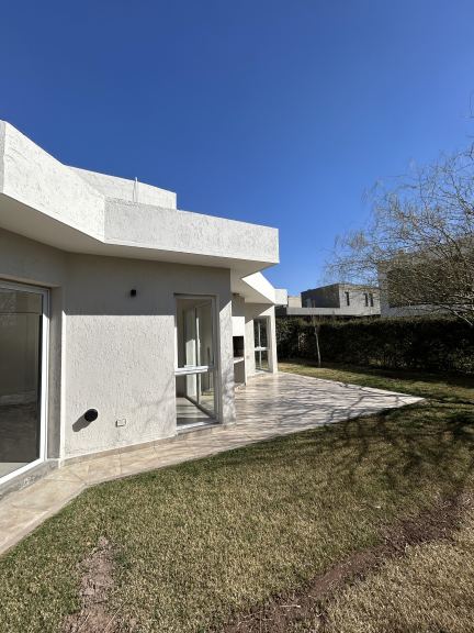 Casa en Alquiler en Maipu, Mendoza