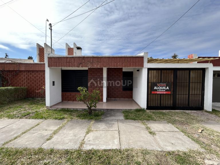 Casa en Alquiler en Maipu, Mendoza