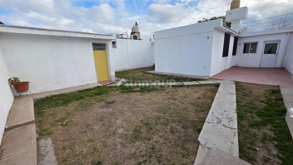 Casa en Alquiler en Maipu, Mendoza