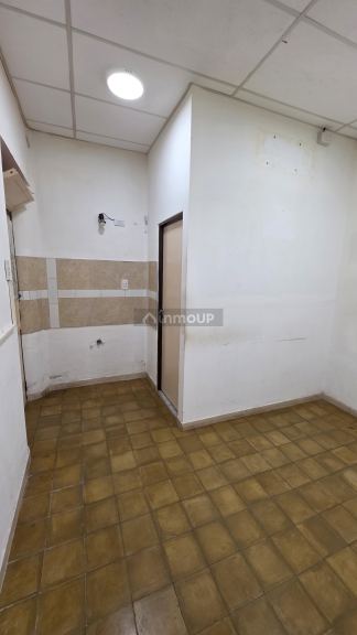 Local Comercial en Alquiler en Maipu, Mendoza - $ 550.000 | Inmoup - 8