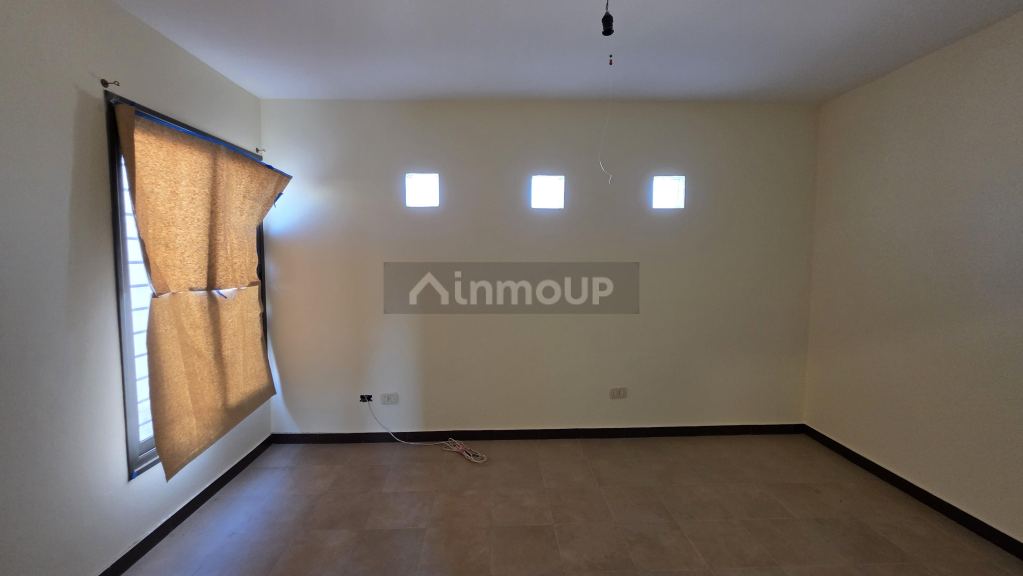 Casa en Alquiler en Maipu, Mendoza - $ 900.000 | Inmoup - 9