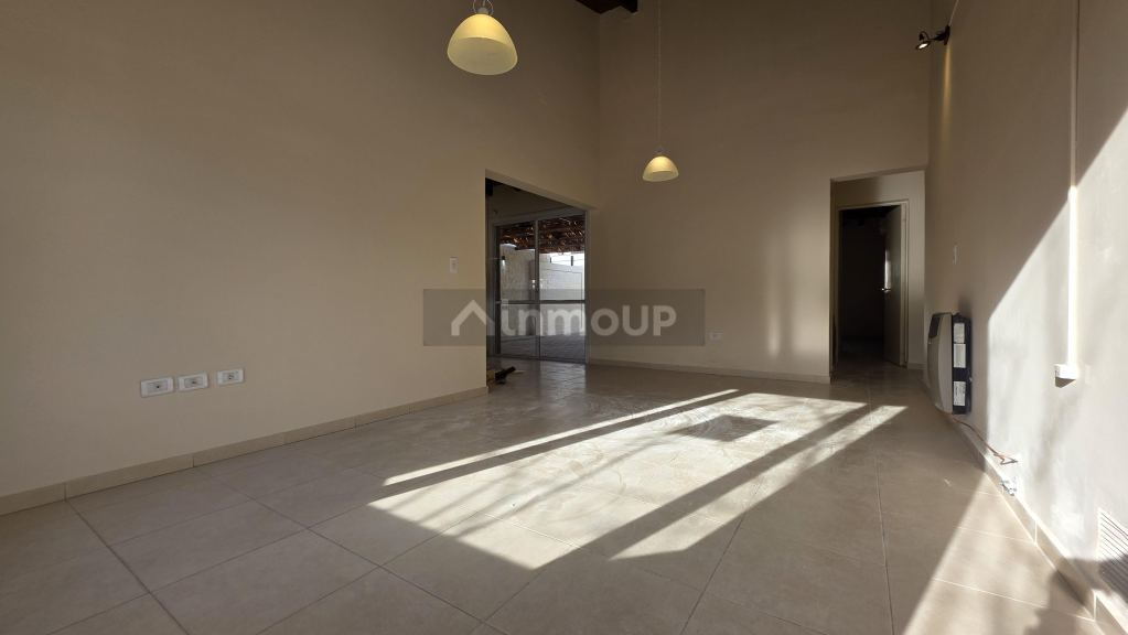Casa en Alquiler en Maipu, Mendoza