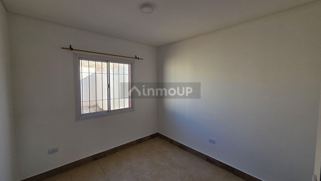 Casa en Alquiler en Maipu, Mendoza - $ 950.000 | Inmoup - 12