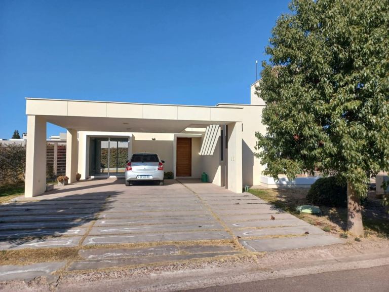Casa en Alquiler en San Martin, Mendoza