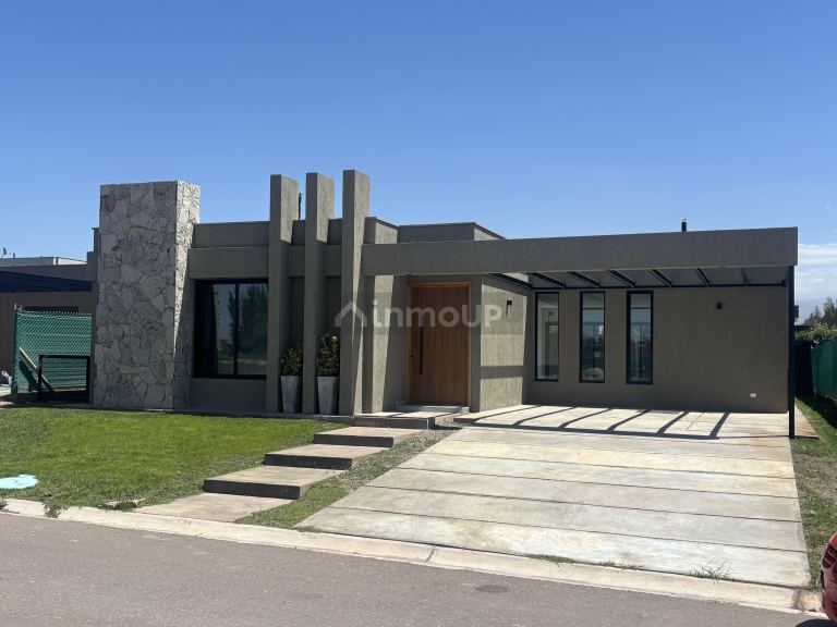 Casa en Venta en Lujan de Cuyo, Mendoza